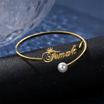 Crown-Fly Bangle